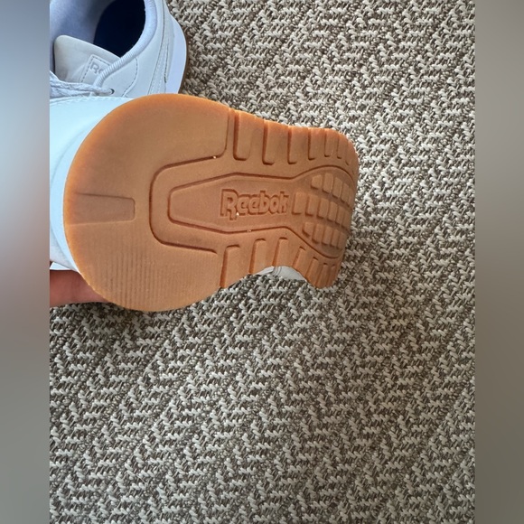 Reebok sneakers - Picture 7 of 8